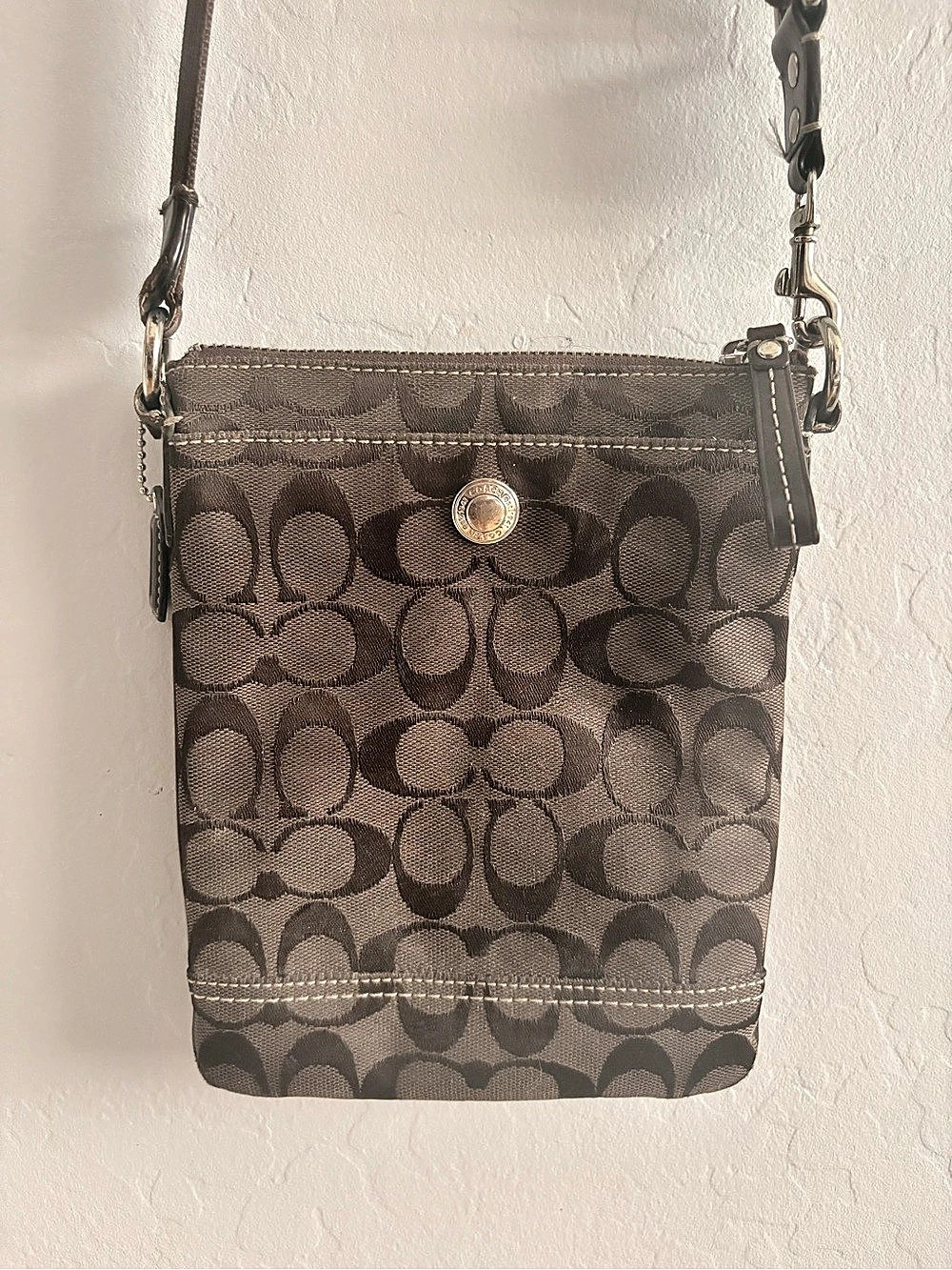 Coach Signature C Swingpack Crossbody Brown Bag